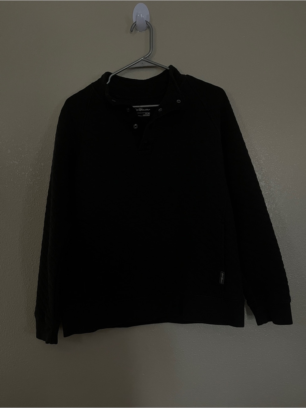 Eddie Bauer Black Men’s Pullover Sweater